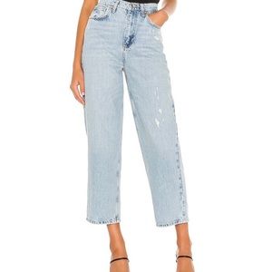 FREE PEOPLE DAD JEANS. Light wash, SZ 28